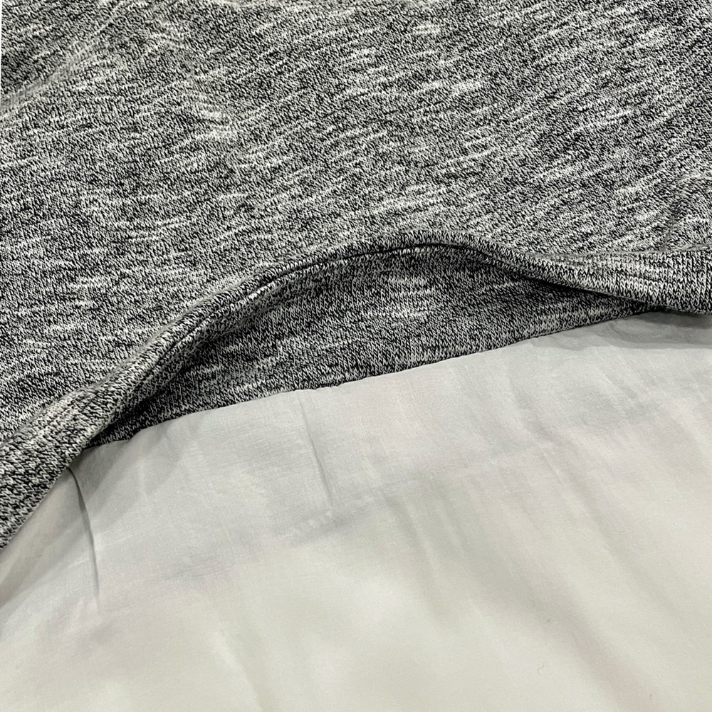 BCBGENERATION Heather Gray & White Mixed Media Long Sleeve Ruffle Cuff Blouse - Picture 6 of 12